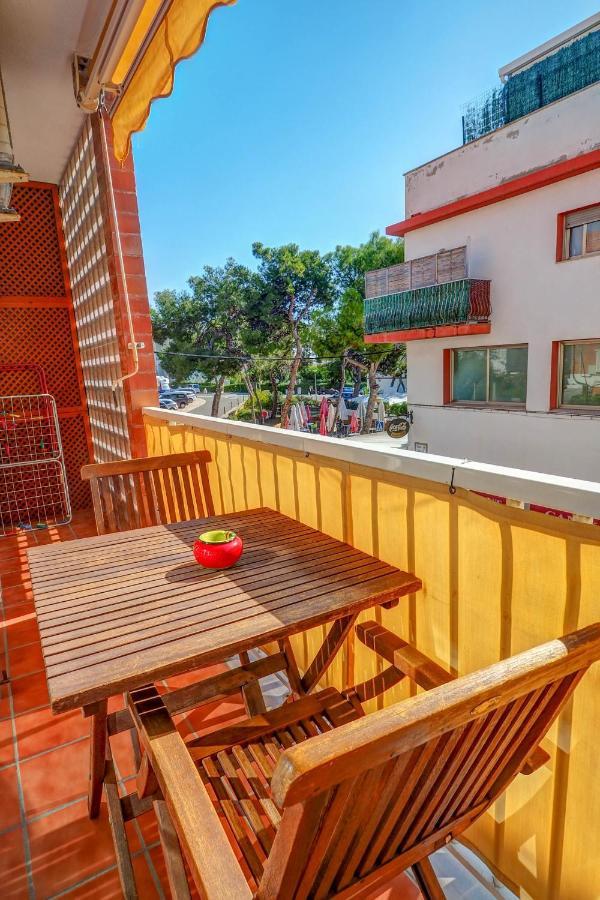 The Beach Apartment By Hello Homes Сиджес Экстерьер фото